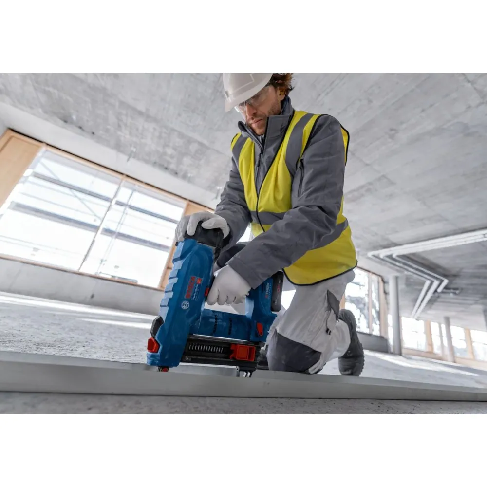 Sale Akkubetoninaulain Bosch Professional GNB 18V-38 18V 2x4,0Ah ProCore-akuilla + XL-Boxx Naulaimet