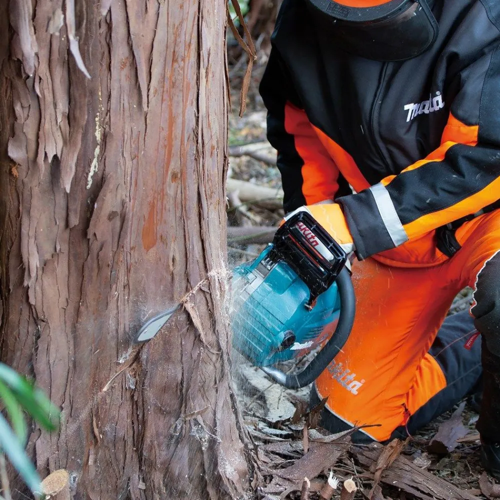 Akkuketjusaha XGT UC014GT101 12" 40V 5,0 Ah akulla*Makita Hot