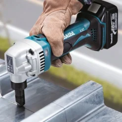 Clearance Akkunakertaja LXT DJN161Z 18V ilman akkua Levyleikkurit Ja Nakertajat