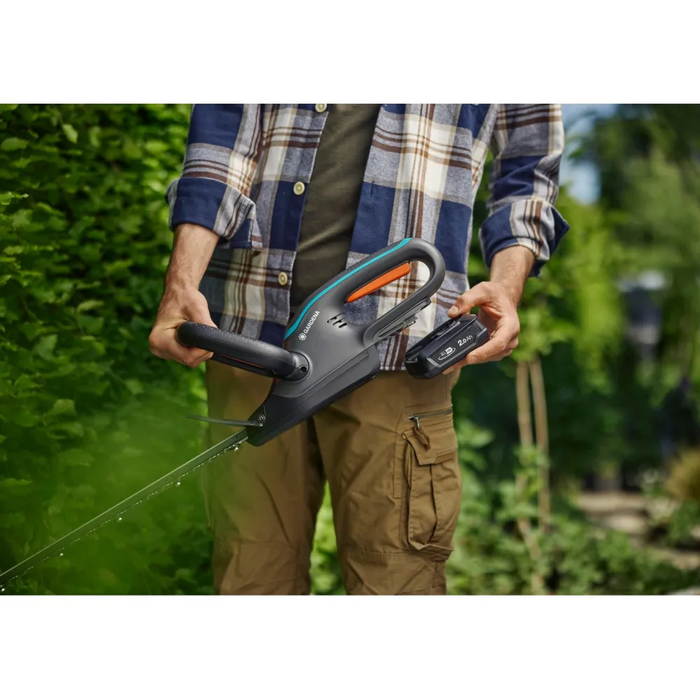 Akkupensasleikkuri EasyCut 55/18V sis. akku Pensasleikkurit