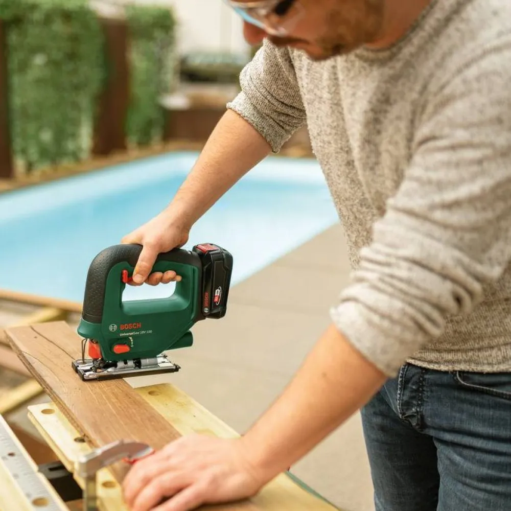 Hot Akkupistosaha Bosch UniversalSaw 18-100 Solo 18V ilman akkua Pistosahat