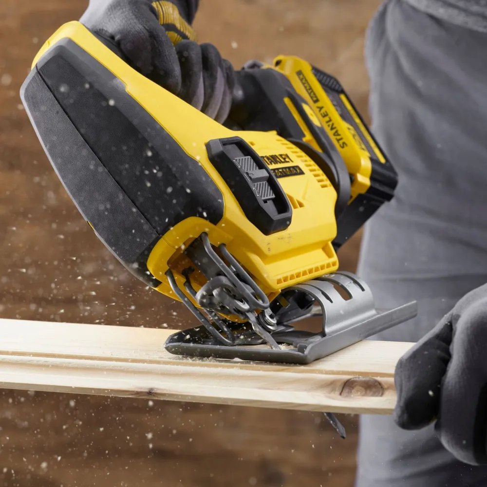 Discount Akkupistosaha FatMax V20 SFMCS600B-XJ 18V ilman akkua Pistosahat