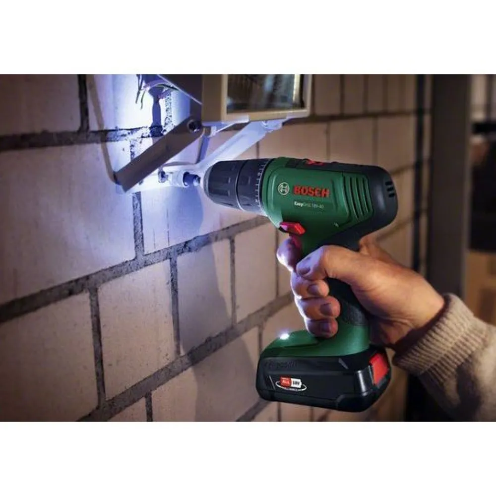 Akkuporakone Bosch EasyDrill 18V-40 18V 2x2,0 Ah akuilla*Bosch Power Tools Outlet