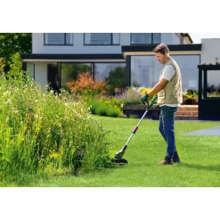 Akkuruohotrimmeri Bosch UniversalGrassCut 18V-26-500 18V 2,0 Ah akulla Akkutrimmerit