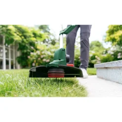 Akkutrimmeri Bosch UniversalGrassCut 18-260 18V 2x2,0 Ah akuilla*Bosch Power Tools Outlet