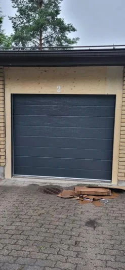 Autotallin nosto-ovi T220 leveä vaakaura eri vaihtoehtoja*Turner New