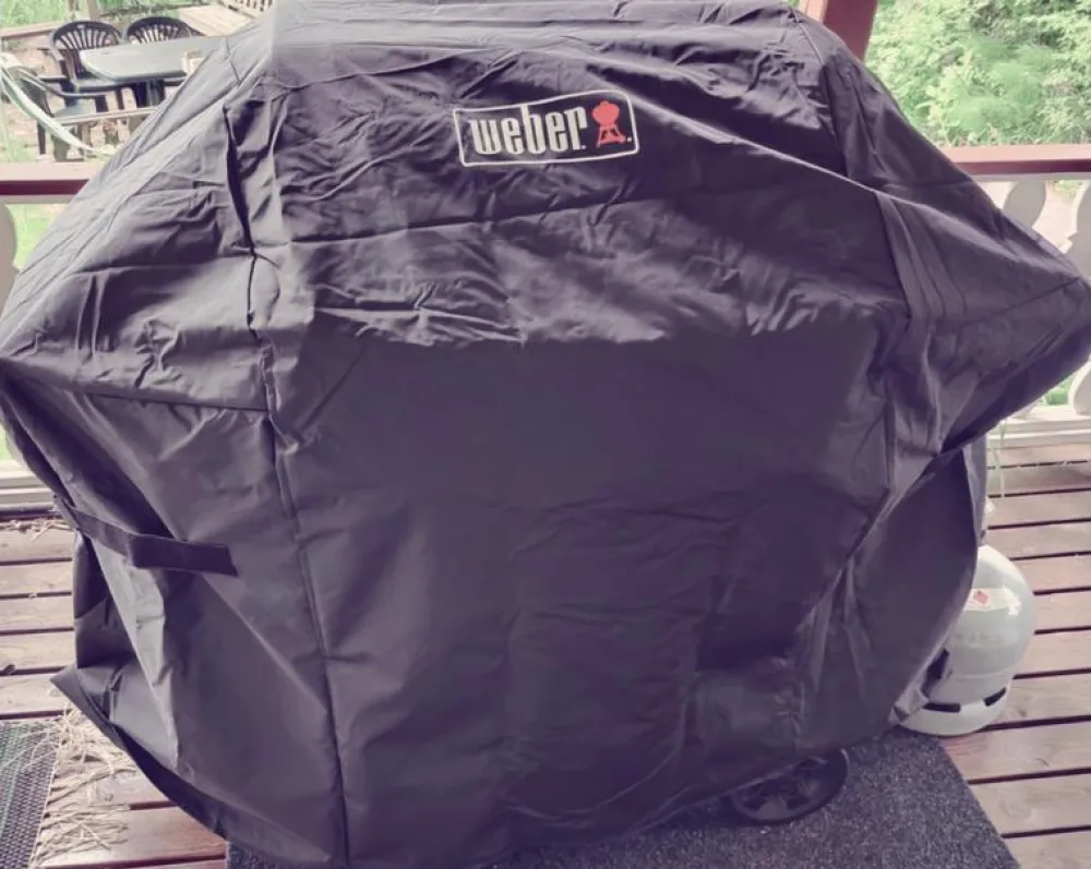 Grillin suojapeite Weber Premium Spirit 400 -sarjaan, sopii myös ennen 2025 valmistettuun Spirit-300 sarjaan*Weber Grill Clearance