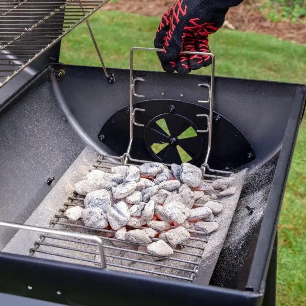 New Hiiligrilli Char-Griller Wrangler Hiiligrillit