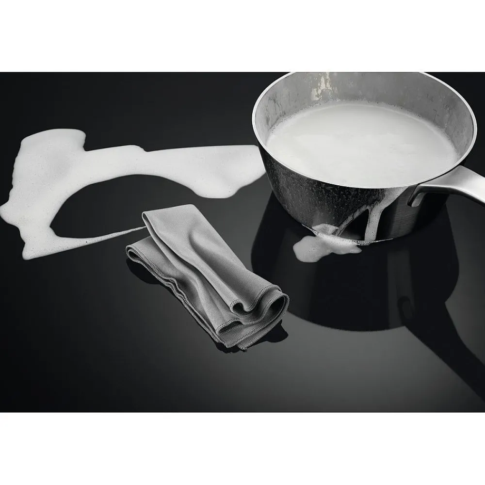 Outlet Induktioliesitaso liesituulettimella GCH74B01CB, 70cm, musta Keittotasot Liesituulettimella