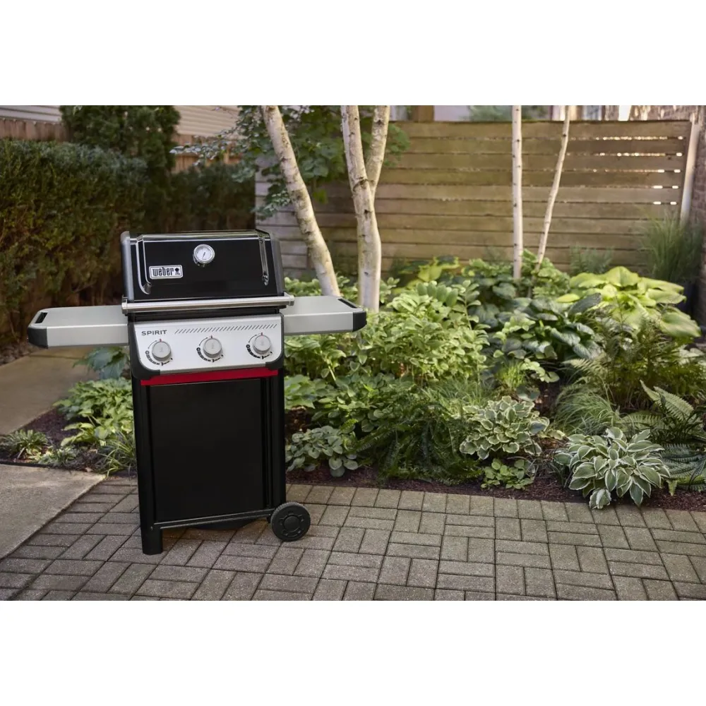 Hot Kaasugrilli Weber Spirit E-310, 3 poltinta, musta Kaasugrillit