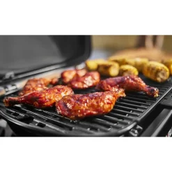 Kaasugrilli Weber Traveler Compact Retkigrillit
