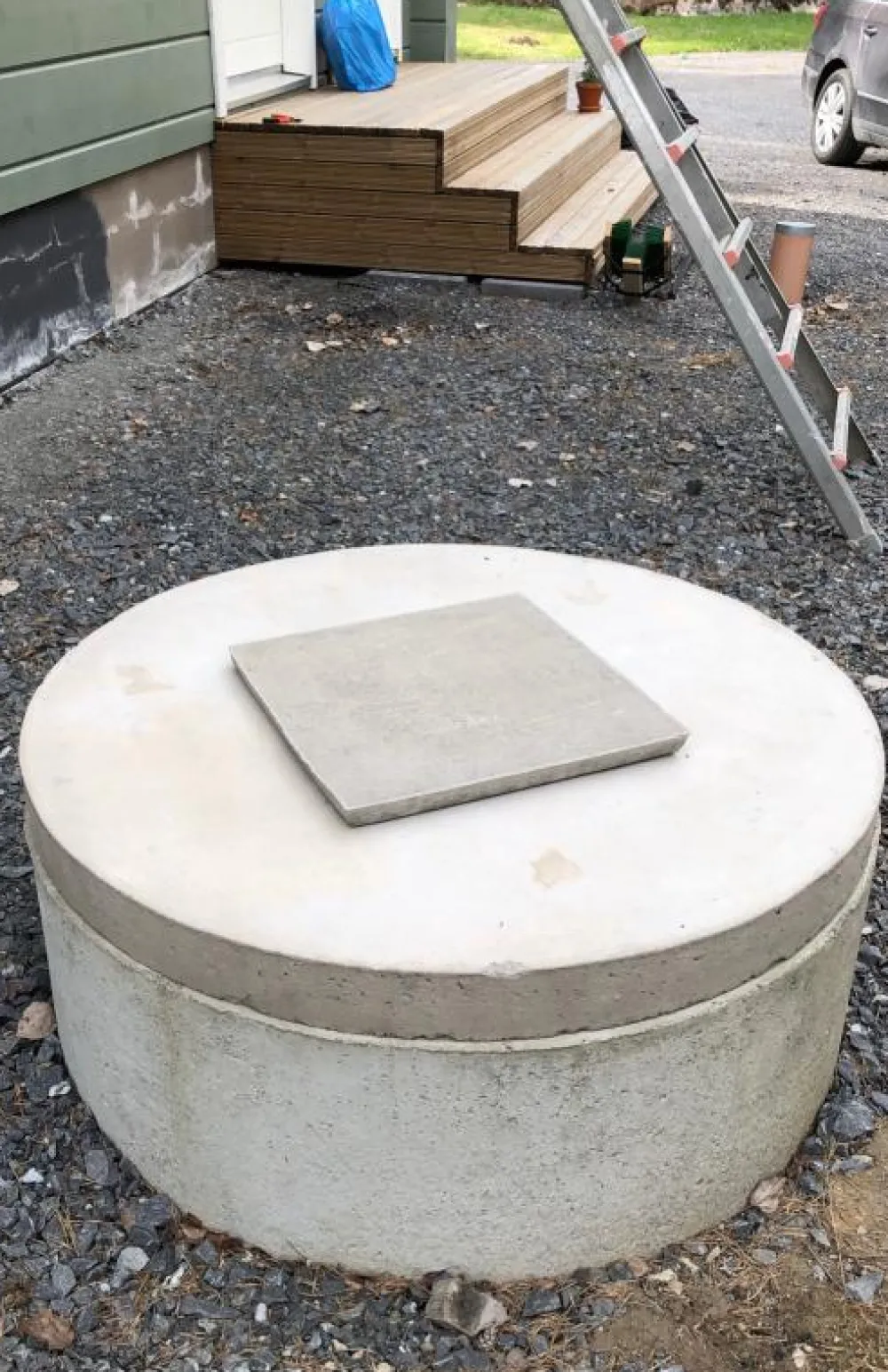 Hot Kaivonkansi ø 1000 mm 420x420 mm aukolla naarashuullos Kaivot