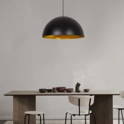 Kattovalaisin Mary musta/kulta eri kokoja*Linento Lighting Clearance