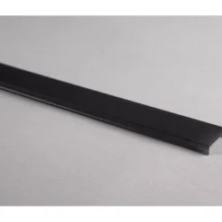 Clearance Kupu alumiiniprofiilille 28mm 2m musta Led-Muuntajat Ja Led-Tarvikkeet