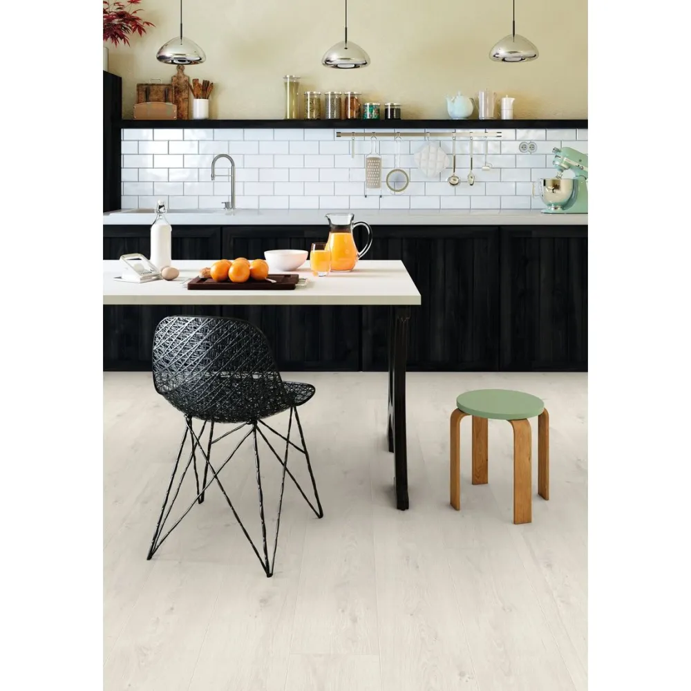 Clearance Laminaatti Vitality Deluxe, White Oiled Oak DEV00304, 4-sivuviiste Laminaatti
