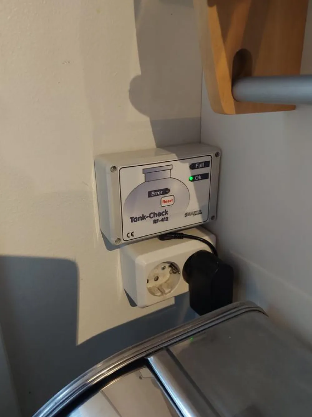 Outlet Langaton hälytin RF-432 Umpisäiliöt