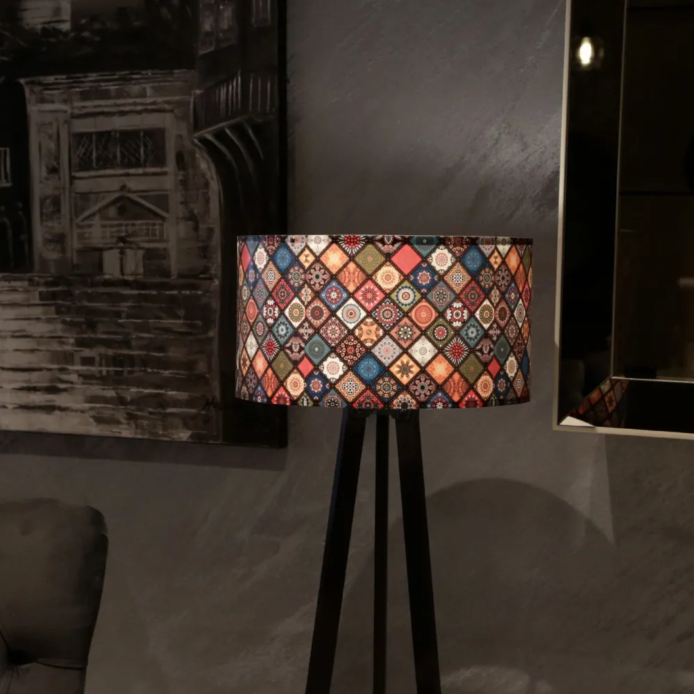 Lattiavalaisin AYD-2800, monivärinen*Linento Lighting Outlet