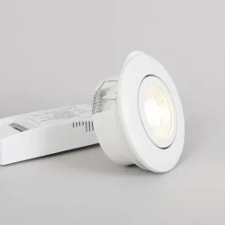 Discount LED-alasvalo Pallas, 6W, 450lm, IP44, 38°, himmennettävä, valkoinen, eri vaihtoehtoja Kattovalaisimet|Alasvalot