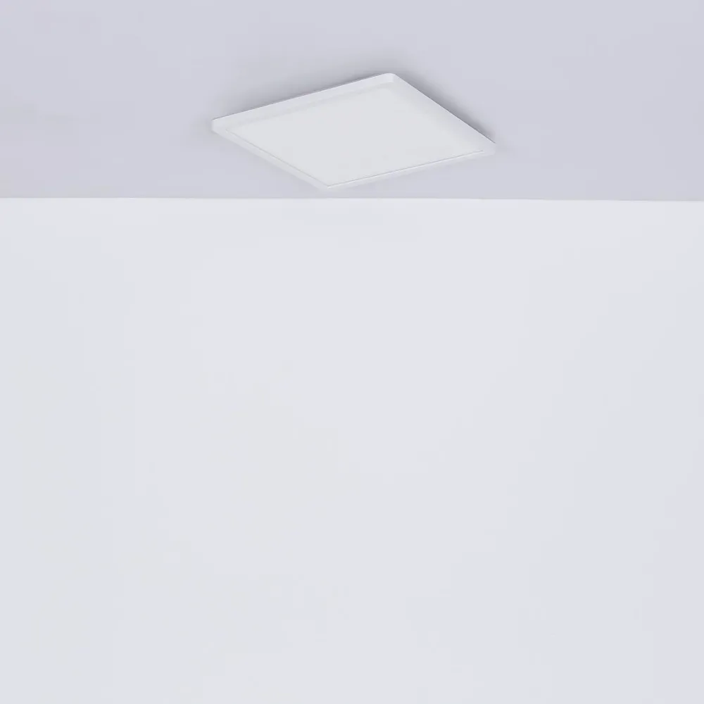Online LED-kattovalaisin Sapana IP44 29,4x29,4 cm eri värejä Plafondit|Kylpyhuonevalaisimet