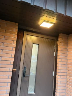 Sale LED-paneeli ulkokäyttöön Lamina, IP44, 25x25cm, liiketunnistin, hämärätunnistin, säädettävä värilämpötila, eri värejä Kattovalaisimet|Kattovalaisimet Ulos