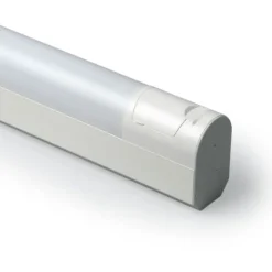 LED-yleisvalaisin Jono AVR66 IP44 67cm 10W/830 pistorasialla*Ensto Hot