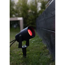 Maapiikkivalaisin Garden 24 RGB musta*Markslöjd Hot