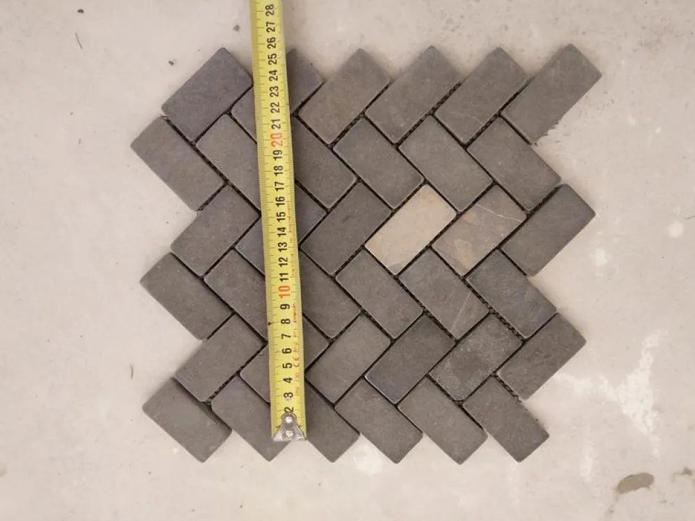Marmorimosaiikki Herringbone Gray, 30 x 60 mm*Qualitystone Hot