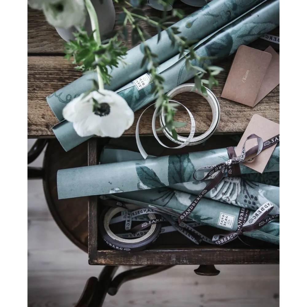 Paneelitapetti Faded Passion non-woven mittatilaus vihreä*Sandberg Online