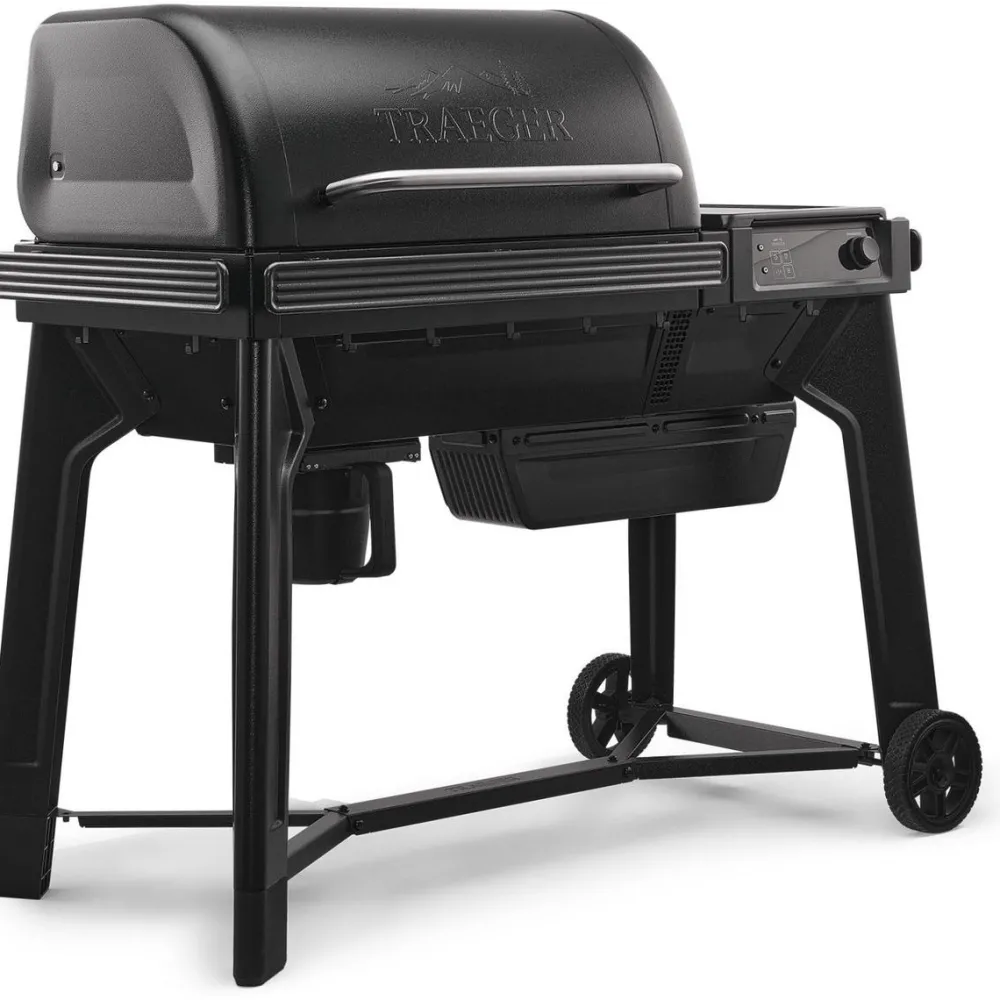 Pellettigrilli Woodridge, musta*Traeger