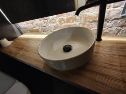 Outlet Pesuallashana Prima, korkea malli, musta ruostumaton teräs Pesuallashanat