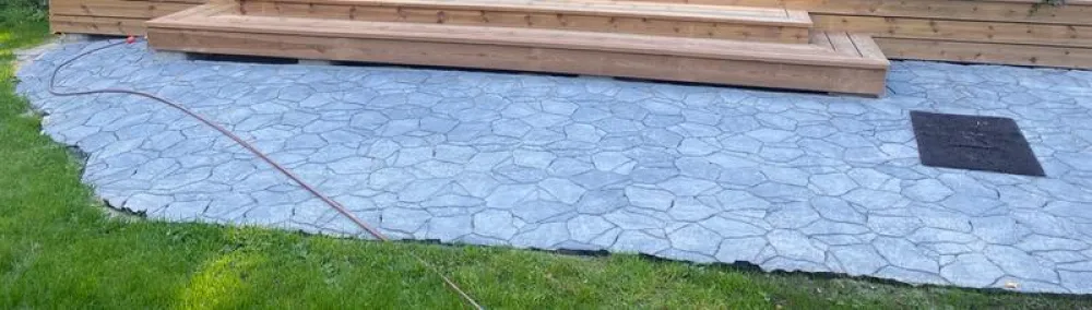 Pihakivi Luotokivi 336x246x80 mm profiloitu mustaharmaa*Rudus Clearance