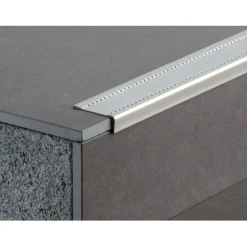 Porraslista rst itseliimautuva 260s/ad, 14.5x41mm, eri vaihtoehtoja Lattialistat