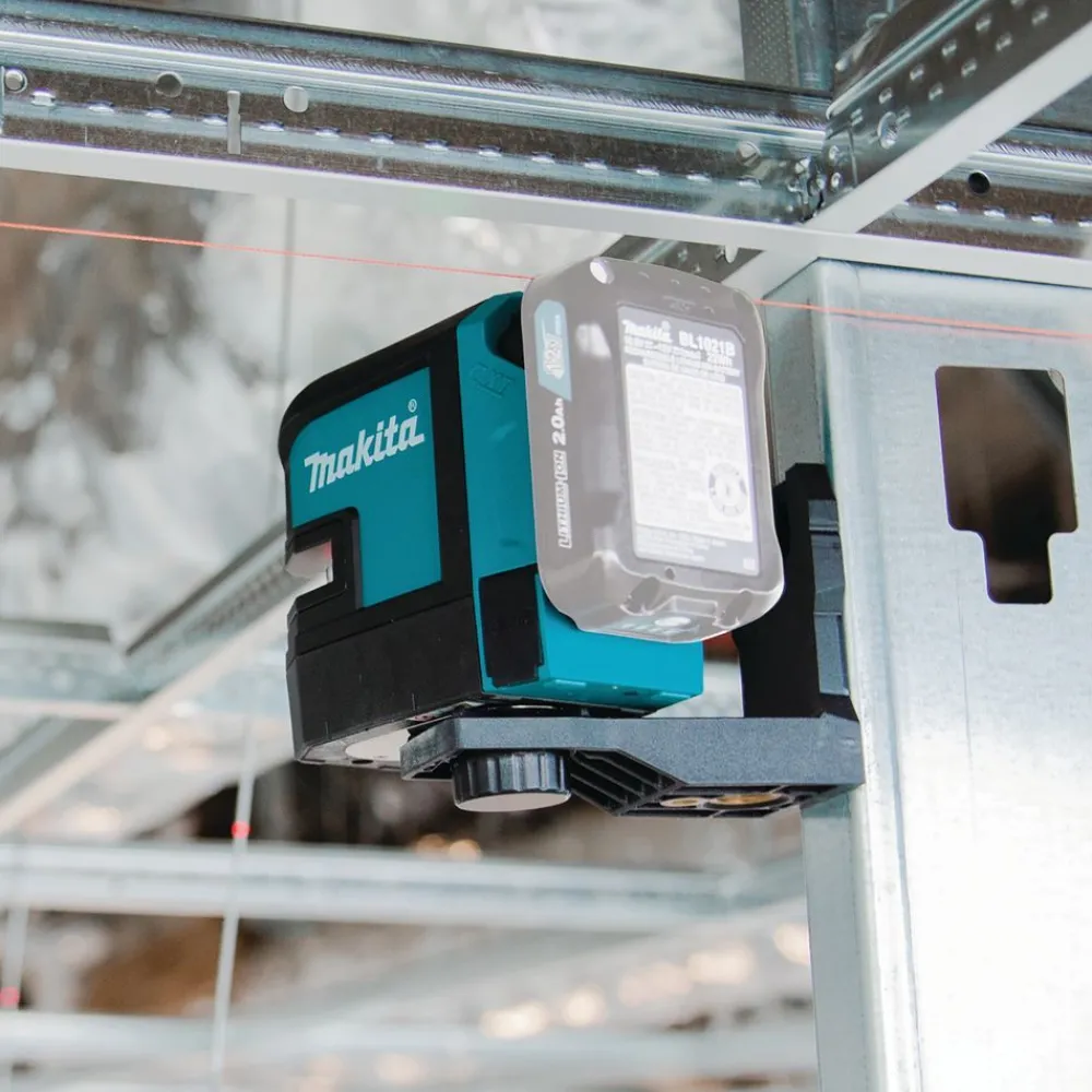 Ristiviivalaser SK105GDZ punainen ilman akkua*Makita Outlet