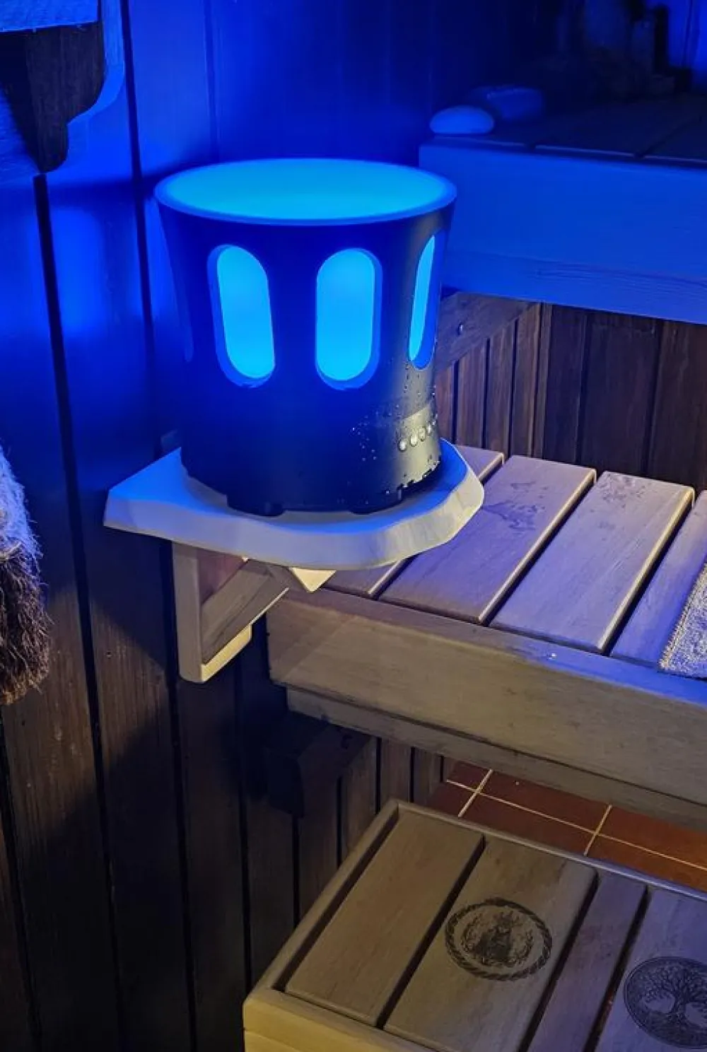 Sale Saunakaiutin ZONE Speaker Bluetooth vedenkestävä musta Kylpytynnyrit
