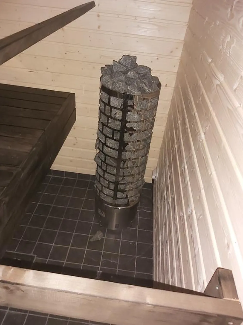 Outlet Sähkökiuas Aries Round Ni2 9 kW 8-13 m³ erillinen ohjaus Sähkökiukaat