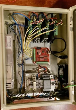 Outlet Teräskotelo , 400x300x150mm, IP54 Sähköasennuskotelot Ja Tarvikkeet