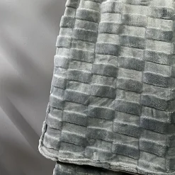 Torkkupeitto CARA XL 200x230 cm, sinertävän harmaa/beige Päiväpeitot Ja Huovat