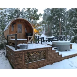 Discount Tynnyrisauna vaakamalli Ø200x260cm lämpöpuu sis. puukiukaan ja savupiipun Pihasaunat Ilman Rakennuslupaa|Tynnyrisaunat