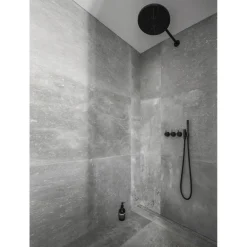 Linjalattiakaivo Valmispaketti HighLine Custom 1200 mm*Unidrain Hot