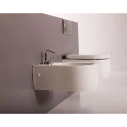 WC-istuin Flo seinämalli valkoinen*Kerasan Hot