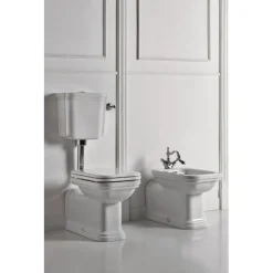 WC-istuin Waldorf 2 keraamisella alasäiliöllä kromi*Kerasan Discount